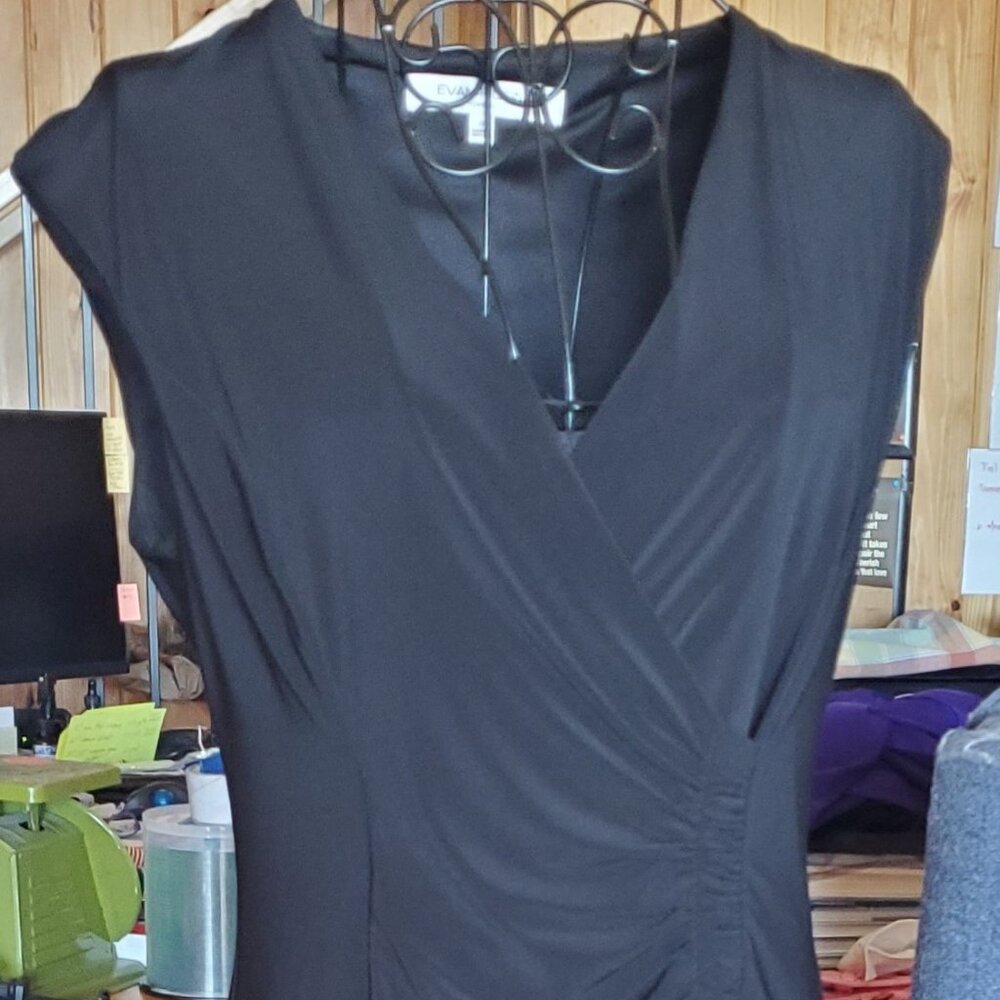 Evan Picone Black Dress Size 8 Tummy Hiding Stretchy